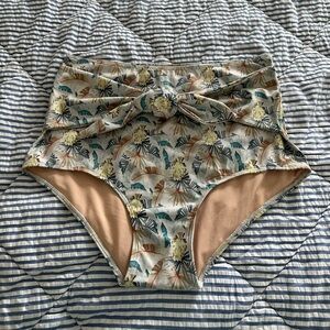 Kortni Jeane Large Gone Bananas Tie-Up-Front Bottoms NWOT